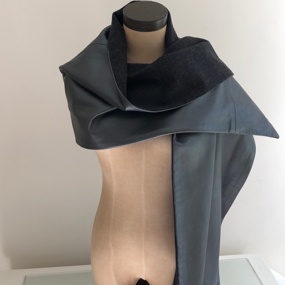 BCBGMaxAzria Gray Scarf